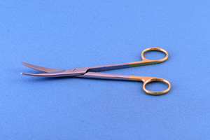 Tijeras de disección Mayo TC de acero inoxidable alemán MayoMed, curvas, disponibles en todos los tamaños, con certificación ISO y CE. - Product Image 2