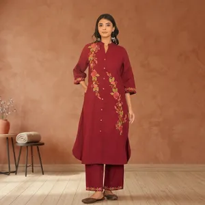 Ensemble Kurta et pantalon en coton et lin brodé marron pour femme, col mandarin, manches trois quarts, coupe droite, tenue ethnique élégante - Product Image 6