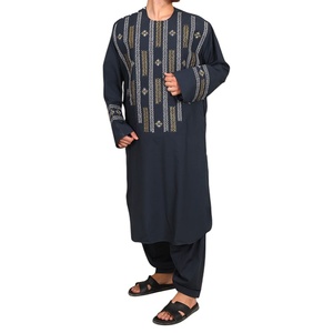 Conjunto de traje Kurta Kameez Shalwar de algodón reversible con bordado en el cuello para hombre, corte regular, fabricante pakistaní HN Impex - Product Image 1