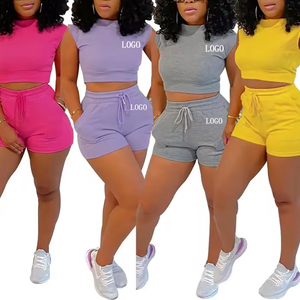 Ensemble de sport 2 pièces tendance 2024 pour femme : débardeur court et short de yoga, fitness, loisirs à domicile, couleur unie, sexy, streetwear d'été - Product Image 4