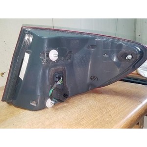 ไฟท้ายซ้ายมือสอง รุ่น 5 ซีรีส์ รหัส 18408001 - Product Image 3