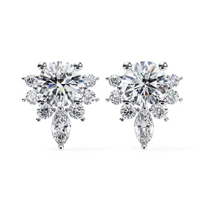 Boucles d'oreilles clous rondes en or massif 14 carats de qualité supérieure, bijoux de mode pour femmes avec diamant de laboratoire et pierre latérale ronde marquise - Product Image 3