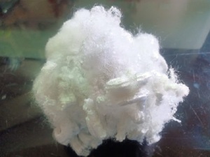 Fibras Cortas de Poliéster Reciclado Blanco HSlick 15D, 100% Ignífugas, Almohadas de Algodón Hueco, Certificación OEKO-TEX, Certificación GRS - Product Image 2