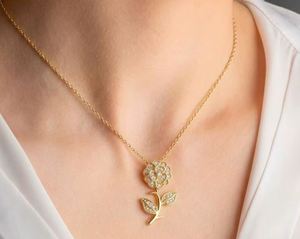 Collier élégant avec pendentif en forme de rose, couleur E, VS1, diamant cultivé en laboratoire, chaîne en or massif 14 carats, bijoux pour femmes, cadeau romantique - Product Image 1