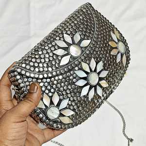 Sac multifonction en toile, couleur et logo personnalisés, sac de voyage de mariée indienne tendance - Product Image 1