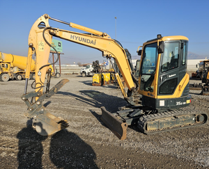 Mini-excavatrice HYUNDAI ROBEX 35Z-9A certifiée 2023 à vendre - Product Image 4