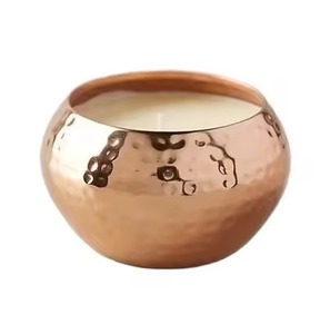 Porte-bougie décoratif vintage en métal pour Noël et la décoration de la maison de luxe - Pot à bougie artisanal écologique - Product Image 3