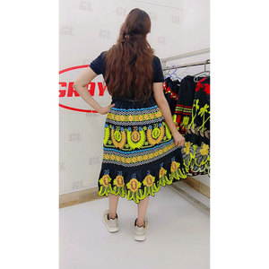 Jupe plissée mini en coton élastique taille haute pour femme, style décontracté, broderie personnalisée, coupe trapèze, tendance été, best-seller - Product Image 4