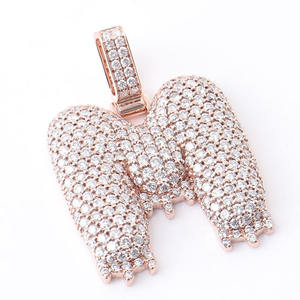 Colgante de Alas Chapado en Oro Rosa con Cristales de Estrás Micro Pavé, Amuleto Hiphop, Joyería de Moda Unisex - Product Image 2