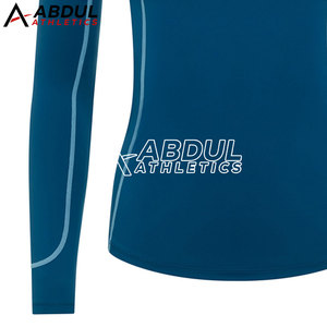 Vêtement de base pour femme de haute qualité avec couche intérieure chaude pour les sports d'hiver et les activités de plein air - Product Image 4