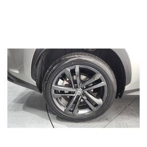 Lexus NX Premium 2024 con Cámara Trasera, Asientos de Cuero, Volante a la Izquierda - 42,797 km - Product Image 5