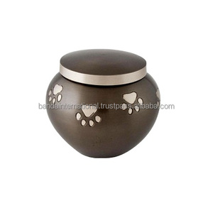 Urnes funéraires en laiton de haute qualité avec empreinte de patte urnes funéraires en métal fini marbre or et rouge pour les cendres humaines - Product Image 6