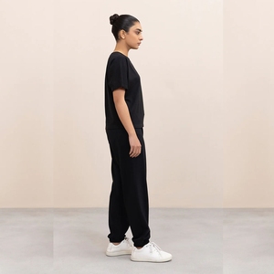 Conjunto Deportivo para Mujer, Camiseta y Pantalones, Tejido Elástico y Transpirable, Ropa de Gimnasio Cómoda y Elegante - Product Image 1
