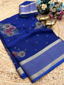 Sari en soie pure Rangoli avec une magnifique bordure tissée dorée, style Bollywood, séchage rapide, coupe classique pour femmes - Product Image 2