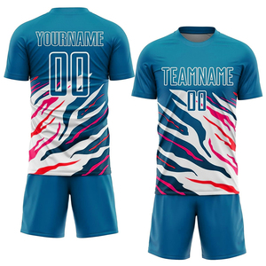 Ensembles de vêtements de sport de football personnalisables en tissu mesh 100% polyester, séchage rapide, respirant, léger, avec logo du nom de l'équipe, service OEM - Product Image 3