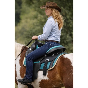 Selle de cheval en cuir sur mesure de qualité supérieure, selle d'équitation western, équipement équestre de cowboy avec étriers, fournisseur OEM ODM - Product Image 3