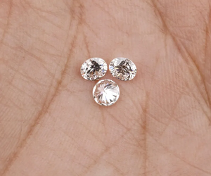 Diamant blanc rond de 4 mm, cultivé en laboratoire, taille brillant, clarté VVS-VS, couleur E-F, idéal pour la création de bijoux uniques, diamant de laboratoire de petite taille. - Product Image 3