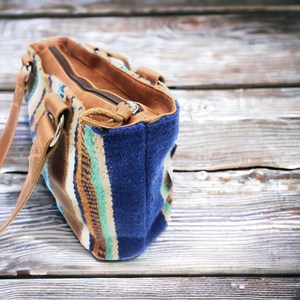 Bolso Tote Bohemio de Cuero Genuino Tejido a Mano para Mujer, Estilo Suroeste, con Dos Correas, Antirrobo e Impermeable para Viajes al Aire Libre - Product Image 2