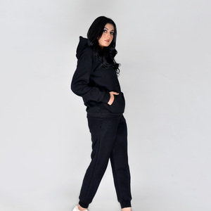 Conjunto de Sudadera con Capucha y Pantalones Deportivos de Algodón Grueso Personalizable para Mujer, con Logotipo Impreso Personalizado - Product Image 5