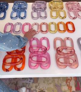 โรงงานผลิตโดยตรง FAIZA CRAFT งานฝีมืออะคริลิคขนาดใหญ่ ดีไซน์โซ่เชื่อมต่อแนวตั้ง ทันสมัย เปลี่ยนสีได้ ทำด้วยมือ ของตกแต่งแขวนสำหรับวันเกิด - Product Image 1