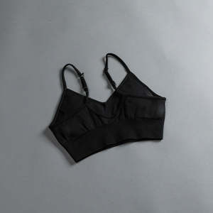 Sujetador deportivo Nesta Sports con logo personalizado, estilo racerback, tejido acanalado, sin espalda, sin costuras, con efecto push-up para mujer - Product Image 4