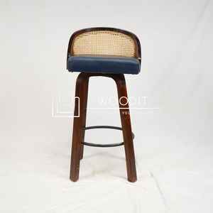 Taburete de Bar de Lujo 2026 con Patas de Madera Ajustables, Cojín 100% Cuero Genuino, Reposapiés de Madera, Silla para Bares y Cafeterías - Product Image 4