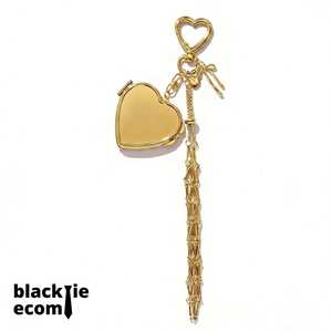 BKT8914 Llavero de malla metálica dorada y plateada con soporte para lápiz labial, medallón de corazón y espejo, colgante para bolso - Product Image 3