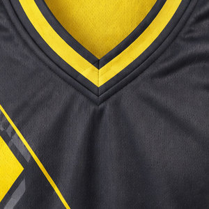 Vêtements de sport élégants pour équipes, uniforme de basket-ball, tissu en maille léger, uniforme de basket-ball respirant - Product Image 4
