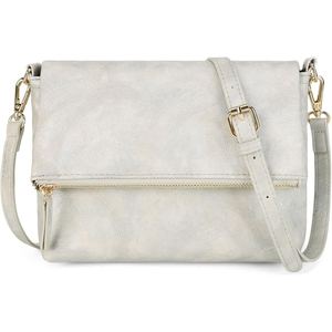 Sac bandoulière en cuir PU gris clair avec rabat, réglable, pour le quotidien et les voyages - Product Image 3