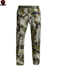 Pantalones de Camuflaje GreenRock, Pantalones para Exteriores PineCrest, Pantalones de Alto Rendimiento OakShield, Pantalones de Camuflaje WildLeaf - Product Image 1