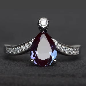 Anillo de Compromiso de Alejandrita con Corte de Pera, Anillo de Plata de Ley con Gema, Joyería de Piedra de Nacimiento de Junio - Product Image 1