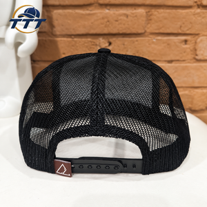 Casquette Trucker Vintage Personnalisée 5 Panneaux en Maille Noire avec Logo Tissé et Cordon, Fabricant Vietnamien OEM ODM, Usine de Casquettes en Gros - Product Image 5