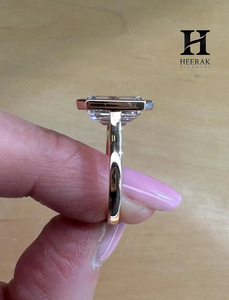 Luxury Emerald Cut Lab Grown Diamond Bezel <b>Set</b> Engagement <b>Ring</b> VVS1 D Color 14K Rose <b>Gold</b> Full Bezel Emerald Diamond <b>Ring</b> - Product Image 3