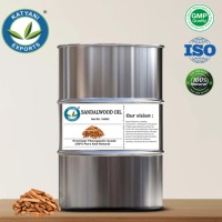 Huile essentielle de bois de santal en vrac, fournisseur d'huiles essentielles pour l'aromathérapie, huile de bois de santal distillée à la vapeur - Par Katyani Exports