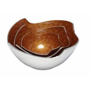 Bol de service en métal artisanal avec finition émaillée, parfait pour présenter des salades, des collations et des plats décoratifs - Product Image 1