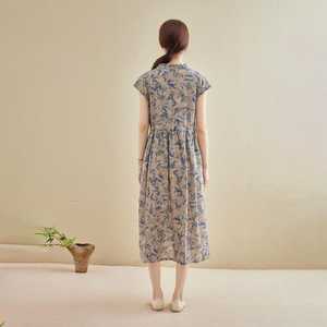 Vestido Casual Holgado sin Cuello con Estampado Floral, Manga Corta, Largo hasta la Rodilla, Tipo Camisero, con Cintura Ajustable, 100% Algodón Tejido, ODM, Ropa de Playa para Verano - Product Image 2