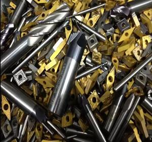 Accesorios de carburo de tungsteno reciclado grado HMS para aplicaciones de maquinaria pesada - Product Image 1