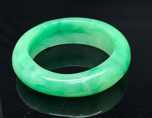 Brazalete de Resina, Diseño Moderno Realista, Joyería Artística Hecha a Mano, para Mujer, a la Moda, Resistente al Agua, Colores Personalizados, Logotipo Personalizado - Product Image 3