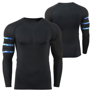T-shirt de compression de sport personnalisé de qualité supérieure, à séchage rapide, manches longues, pour hommes - Product Image 3