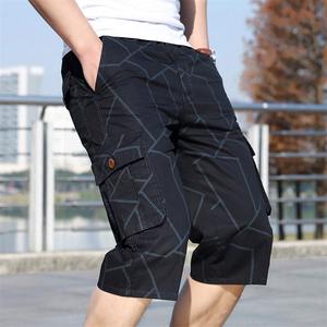 Pantalones Cortos Cargo con Estampado Geométrico para Hombre, Cintura Elástica Negra, Múltiples Bolsillos, Estilo Casual, Secado Rápido, Tela de Poliéster - Product Image 3