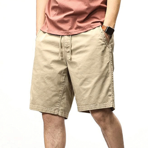 Shorts classiques en velours côtelé Mne - Style moderne épuré, délavage clair, détails usés, écologiques, respirants, vintage et décontractés - Product Image 2
