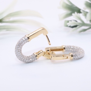Pendientes de aro en forma de U de oro amarillo con diamantes cultivados en laboratorio, micro pavé, ovalados, tipo Bali Huggie, joyería fina personalizada para mujer - Product Image 3