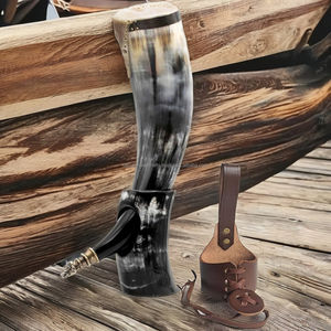 Cuerno Natural para Beber, Estilo Vikingo, Seguro para Alimentos y a Prueba de Fugas, Cuerno de Ganado Pulido Original - Product Image 1