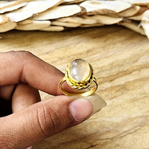 Anillos de Piedra Lunar Favoritos del Mercado, Anillo Bohemio de Latón para Mujer, Chapado en Oro de 18k, Joyería Vintage con Diseño de Cuerda Trenzada para Venta al por Mayor/OEM/ODM - Product Image 5