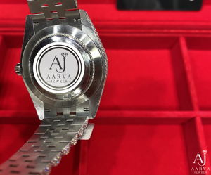 Montre mécanique à cadran rond avec bracelet à maillons incrusté de diamants, affichage de la date, style bijou - Product Image 3