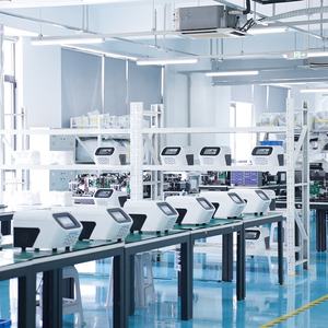 Balanza Analítica Electrónica Automática BIOBASE BG2204C, Balanza de Alta Precisión con Pantalla LCD de Cristal Líquido para Laboratorio - Product Image 2