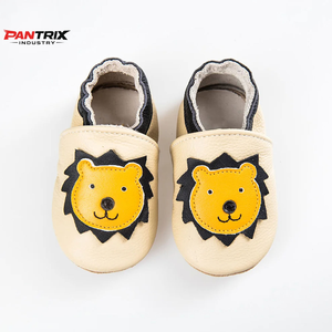 Chaussures en cuir pour bébé en gros, semelle souple, premières chaussures de marche pour nourrissons, confortables, antidérapantes, pour tout-petits, conception personnalisée disponible - Product Image 3