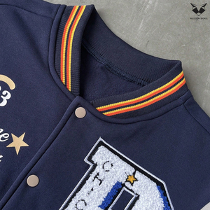 Chaquetas Varsity de Béisbol para Hombre, Diseño Novedoso, Bordadas, con Parches, Cierre Frontal, Color en Contraste, Manga Larga, Precio al por Mayor - Product Image 4