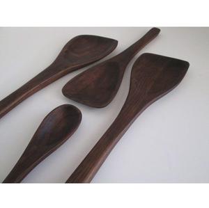 Cuillère en bois naturel artisanale, ustensile de cuisine résistant à la chaleur pour ustensiles de cuisson antiadhésifs, compatible lave-vaisselle, taille personnalisée - Product Image 3