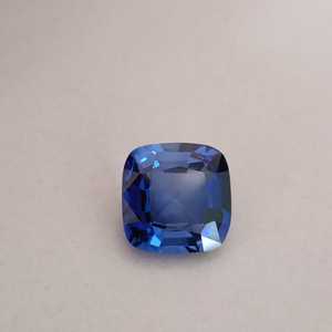 พลอยไพลินสีน้ำเงินคุณภาพสูงทรงคุชชั่น ผลิตในห้องปฏิบัติการ เกรดพรีเมียม สำหรับงานจิวเวลรี่ชั้นดี และการทำเครื่องประดับ - Product Image 2